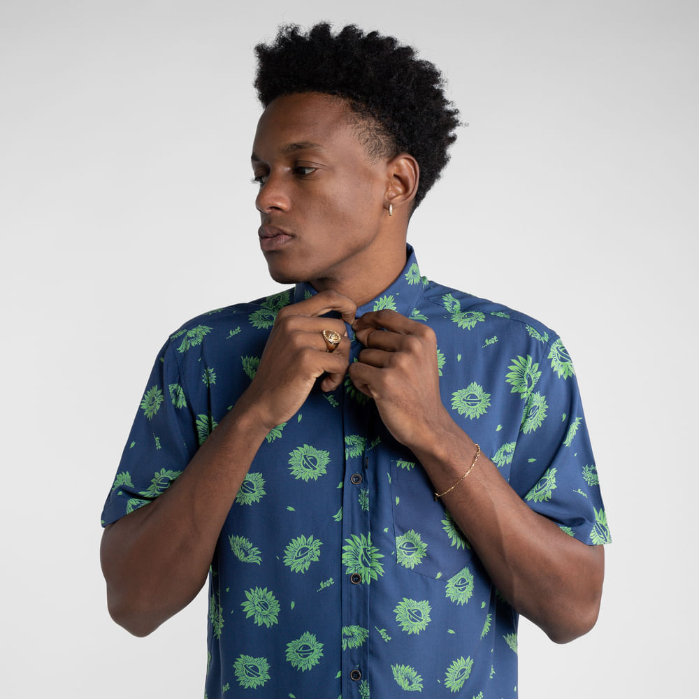 Camisa Manga Curta Lost Flowers