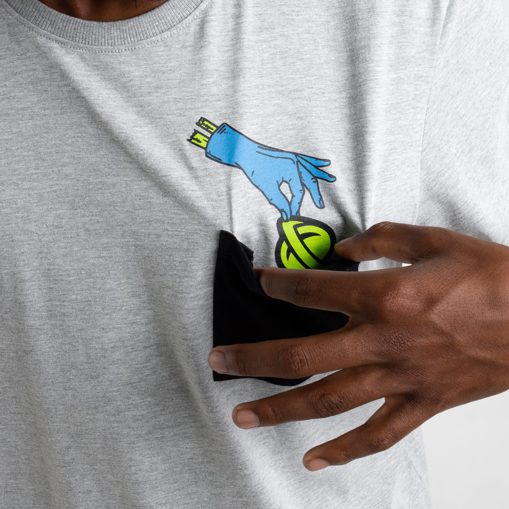 Camiseta Lost Pocket Pitada Saturno