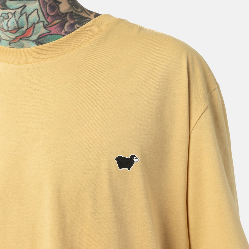Camiseta Basics Lost Sheep