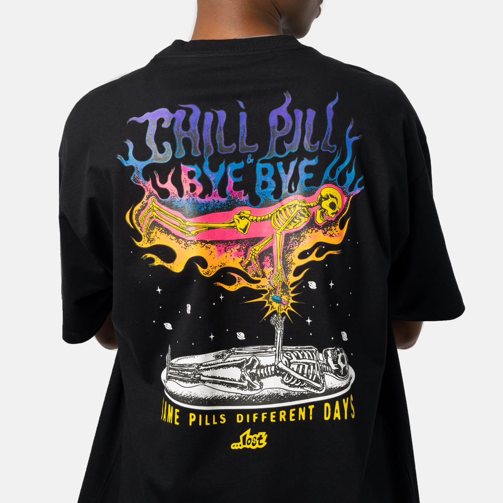 Camiseta Box Fit Lost Chill Pill