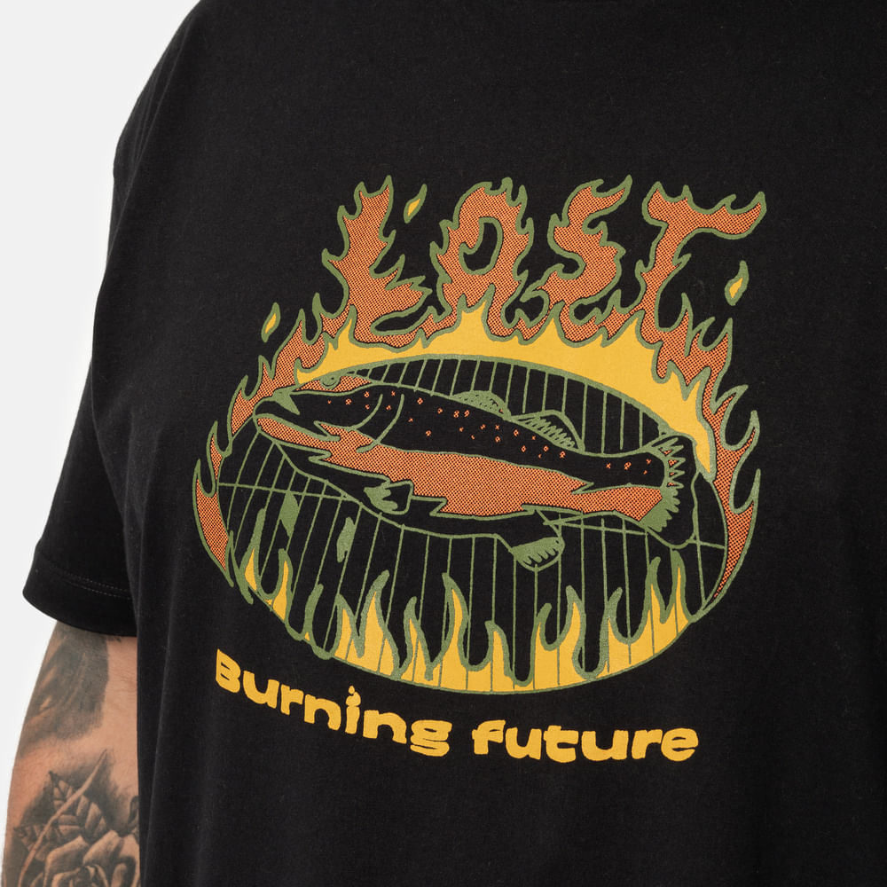 Camiseta Lost Burning Future Oversized