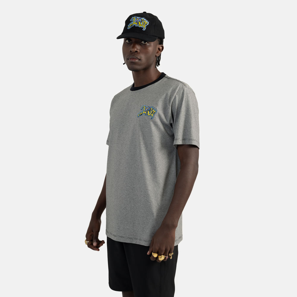 Camiseta Mushroom Bordado Lost