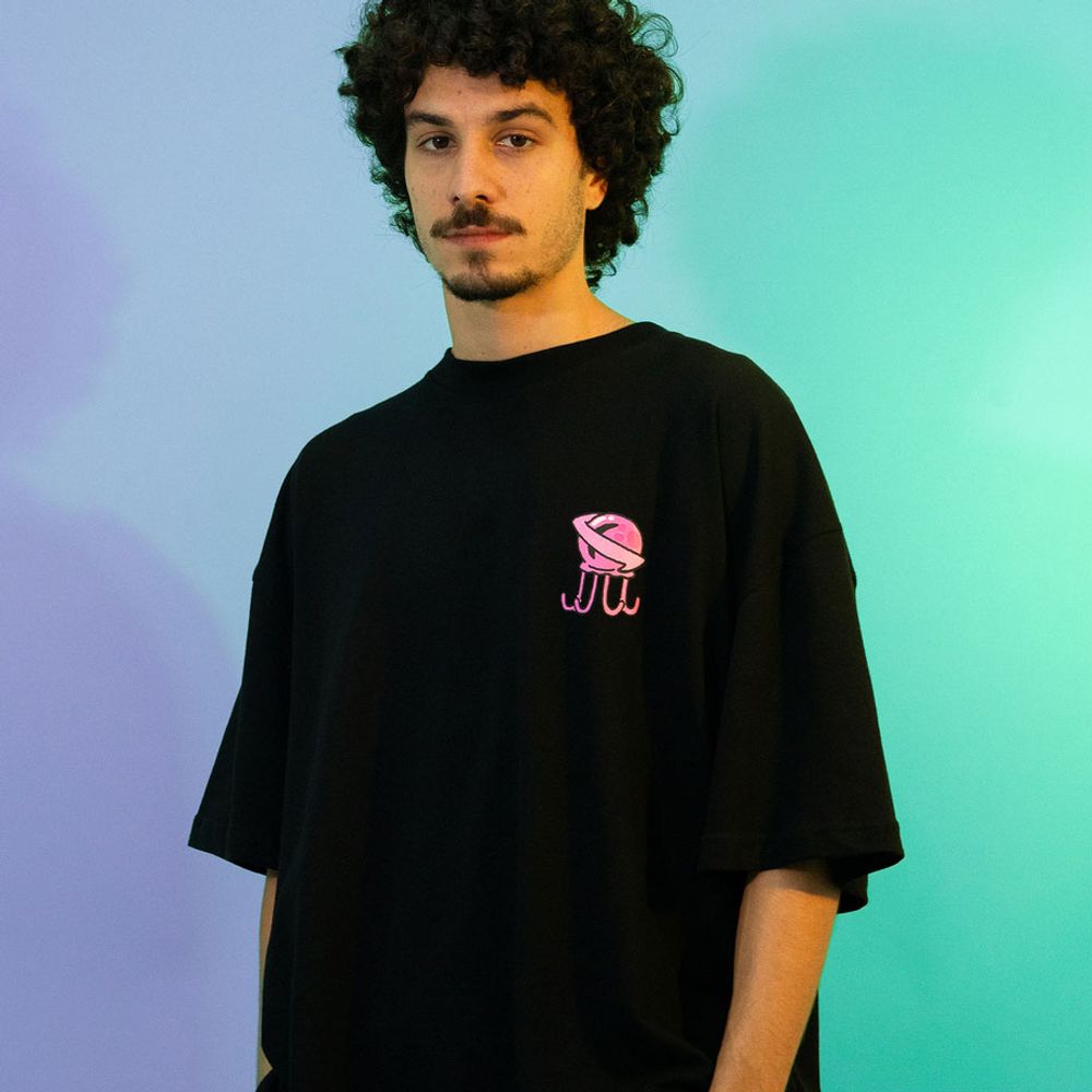 Camiseta Lost x Bob Esponja Octopus Saturn