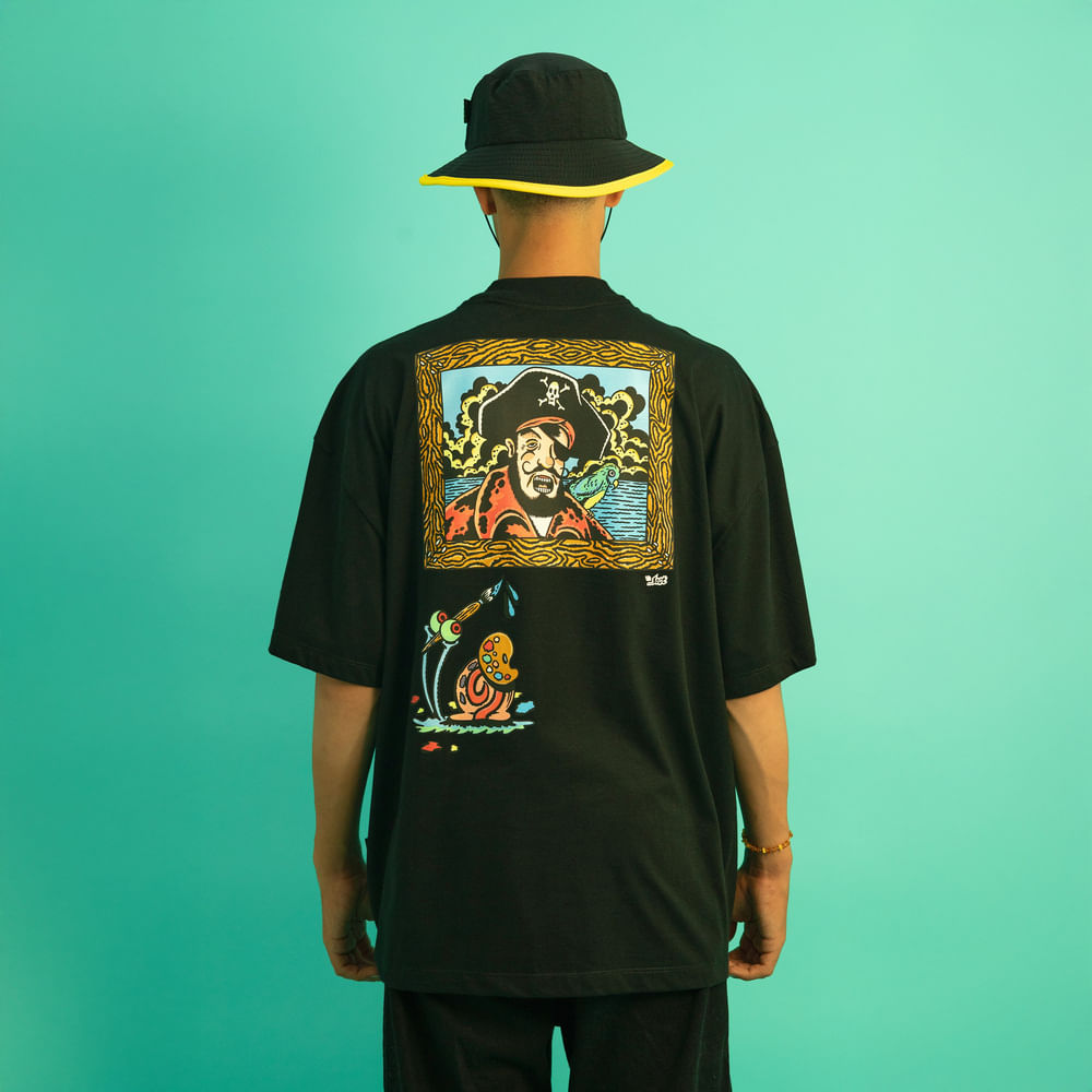 Camiseta Boxfit Lost x Bob Esponja Quadrada Gary Artist