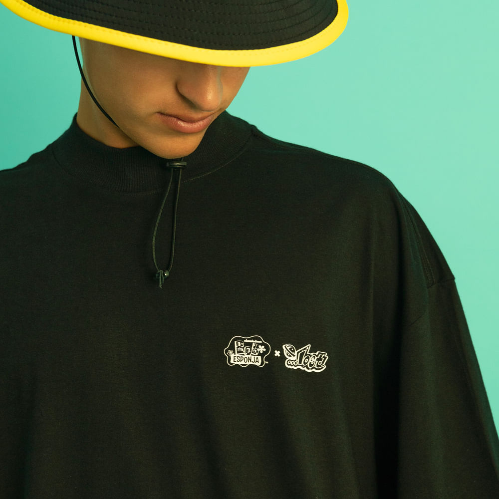 Camiseta Boxfit Lost x Bob Esponja Quadrada Gary Artist